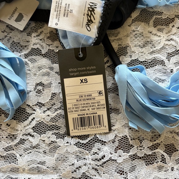 Mossimo Bikini Set - Picture 5 of 6